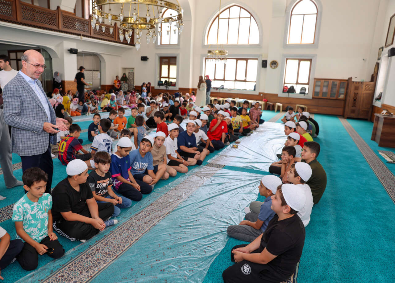 Konya’da yaz coşkusu! Başkan Pekyatırmacı Kur’an Kurslarında çocuklarla buluştu 6